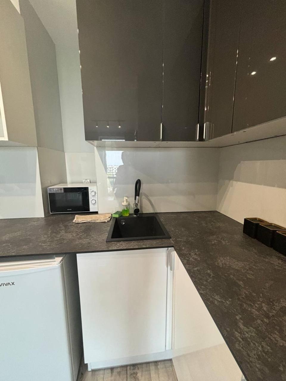 Space A104 Apartment *