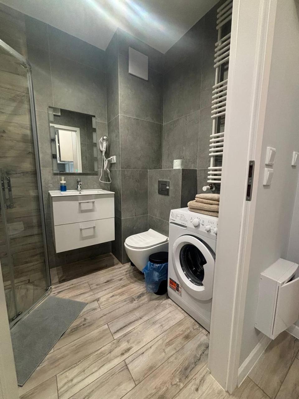 Apartment Space A104 *